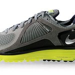 이 <b>런닝</b>화 유행 지났나요?(사진 재첨부)