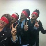 빨간 안대하고 사진찍은 연예인들! <보이스코리아>응원 릴레이!?