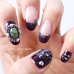 셀프네일아트~^^ <b>자개</b>스톤으로 <b>장식</b>한 엔틱한 네일아트 구경해주세용~
