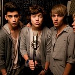 훈남 그룹! 2012년 최고 유망주!  <b>one</b> direction