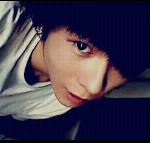 이 잘생긴 남자분 누군지 아세요?