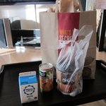 맞벌이.. 바쁜아침.. 오늘은 맥도날드 <b>주문</b>해서 먹었네요!!