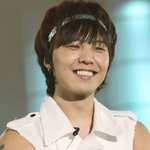 남자 아이돌의 패션 머리띠 <b>st</b>