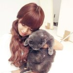 현아 <b>쌩얼</b>이 이쁘지 않아요?