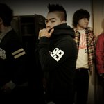 그룹이름이 <b>b</b>로 시작하는 <b>남자</b>그룹들