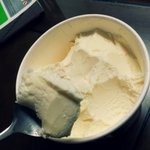 아이스크림 하나로 골라먹는 재미 느끼씹시리<b>리리</b>옹-