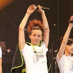 ★★★지드래곤 <b>겨털</b> 미는구나★★★