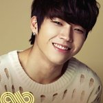 보조개가 <b>매력</b>적인 남자 아이돌