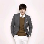 s/s화보 촬영 현장에서 직접본 "우유남" 이민호 보정전과 보정후...