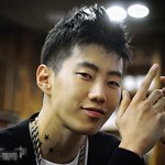 모태 물광 돋는 재범의 피부...ㄷㄷ