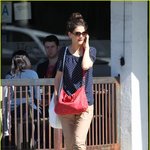 <b>웬일</b>로 수리 없이 외출한 케이티 홈즈..