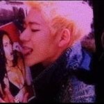 근데 이 사진으로 까는걸 보면 <b>지코</b>가 아이돌이 됬구나 하긴함