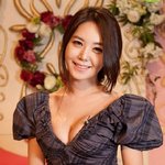 <b>사진</b>있음)강예빈 이 옷! 어디브랜드 껀<b>지</b>  아시는분!!제발 ㅜㅜㅜ