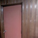 아빠가 방에갇혔습니다......(인증사진有)