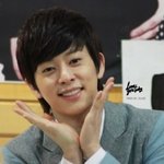 <b>남자</b> 아이돌 귀여운 꽃받침 <b>포즈</b>