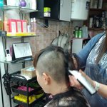 有))제친구들이 드디어 미쳤어요...오늘<b>삭발</b>하고 난리났습니다 도와주세요제발