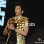 중국 난징콘서트에서 '2pm' <b>우영</b>, 카리스마 넘치는 남자로~~