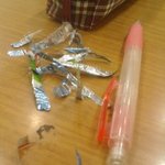 사진 有)) 학원수업시간에 사탕봉지같고 뻘짓하는나