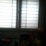 평생 내방 <b>창문</b> 잠그고살아야 할것같아요.