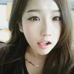 ★★솔직히 내가 얘보다는 <b>예쁘다</b> 하시는분?★★