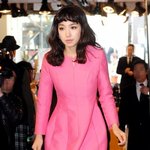 참을 수 없을 정도로 촌스러운 앞머리를 하고 나타난 이유리