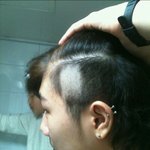 아저가 <b>바리</b>깡으로 옆머리 스크레치를내려다