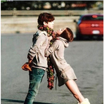 10대 여성과 사귀는 20대 남성입니다. (<b>장거리연애</b>)