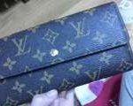 (사진有)루이비통 장지갑 진품 <b>판별</b> 좀 해주세요