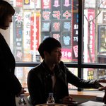 싸<b>인회</b>에서 박유천, 웃는게 정말 매력적이야