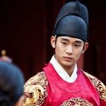 카메라 없는 데선 혼자 귀염 터지는 김수현