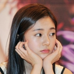 백진희 <b>레알</b> 이쁘지 않냐 ㅋㅋㅋ