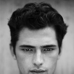 현재 전세계 모델 랭킹 1위의 위엄, 션 <b>오프리</b>