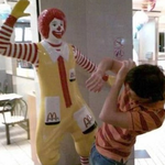 여잔 몸무게 50키로 넘으면 <b>몬스</b>터다