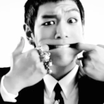 탑,넌내고막에<b>숨결</b>을뺏엇다람쥐.
