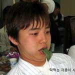 아이돌 그룹 멤버들의 <b>각종</b> 금지 사진 모음