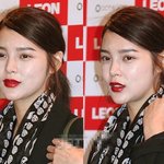 화장 다 뜬 채로 행사장에 온 박시연;;