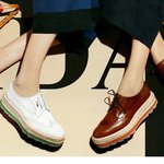 이 신발 유행<b>지남</b>?