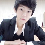 돌아다니다가 보게 되었는데 잘생긴거 같아서 글을 쓰게 됨.