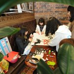 (((有))) ) 겨울바람 뚫고 수원역에서 발도장으로 만든 <b>문양</b>은????