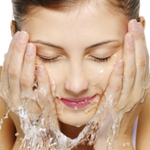 빛나는 피부를 위해 지켜야 할 수분, 내 피부의 수분능력은?