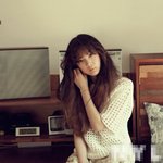 <b>일상</b> 컨셉 화보를 찍어야 매력적으로 보이는 윤승아