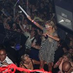 진짜 야무지게 노는 <b>패리스</b> 힐튼ㅋㅋㅋㅋㅋ