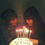 깨알같이 다정한 설리와 <b>지영</b>이