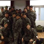 有) 우리중 한명이라도 이길수 있는자 앞으로 나오라.