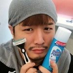 짐승남 매력 느껴지는 아이돌의 <b>수염</b>