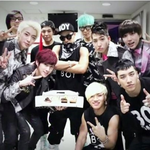 <b>b1a4</b> 그리고 bigbang 훈훈한 ★뱅포★