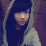 <b>이분</b> 사진 누구신데..<_<?