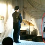 33반 몸매가 실감나는 아이유