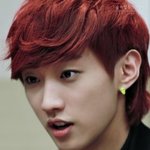 <b>중성적</b> 매력이 있는 남자아이돌