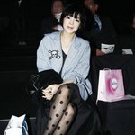 코 밖에 안 보이는 에<b>이미</b>...